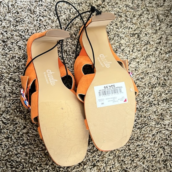 Sandals - Picture 6 of 6